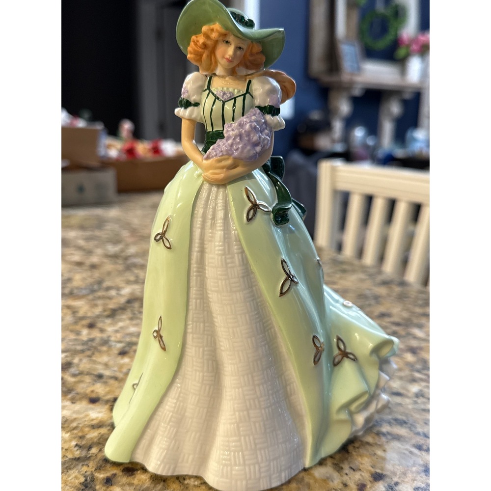 Hamilton Collection Green Grow The Lilacs Irish Ladies of Song Figurine 080A